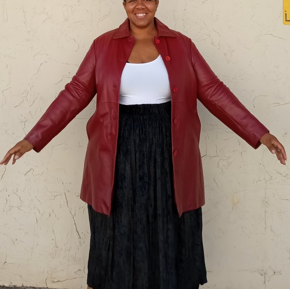 SOLD Vintage Brick Red Leather Coat - Picture 6 of 9